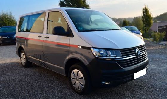 Volkswagen T6 Transporter 2.0 TDI Navi 9 Posti EU6 (Trattabile)